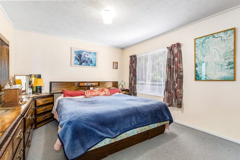 Photo of property in 21 Staithes Drive North, Whitby, Porirua, 5024