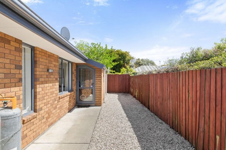 Photo of property in 43 Richards Avenue, Papanui, Christchurch, 8053