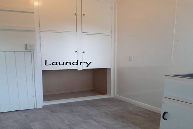 Photo of property in 46 Evans Road, Glen Eden, Auckland, 0602