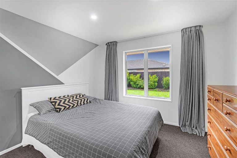 Photo of property in 4 Goldie Place, Rolleston, 7614