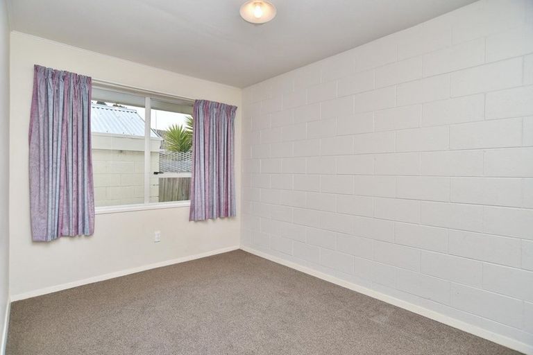 Photo of property in 28a Korora Street, Bromley, Christchurch, 8062