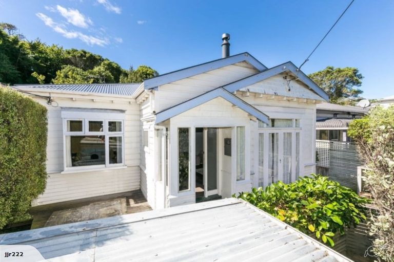 Photo of property in 229 Ohiro Road, Brooklyn, Wellington, 6021