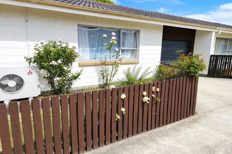 Photo of property in 1/64 Brynley Street, Hornby, Christchurch, 8042