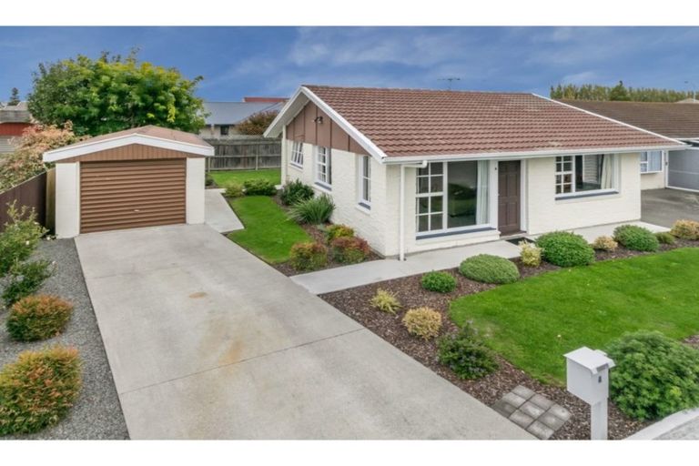 Photo of property in 4/2 Third Street, Belfast, Christchurch, 8051