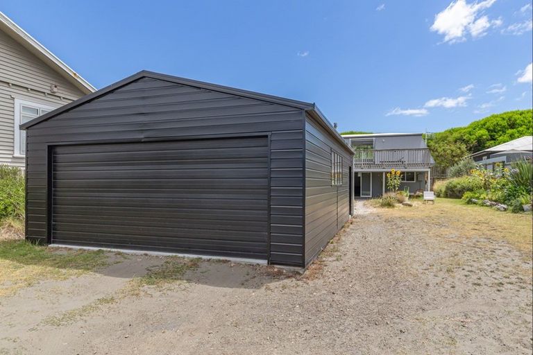 Photo of property in 14 Hunia Terrace, Himatangi Beach, Foxton, 4891