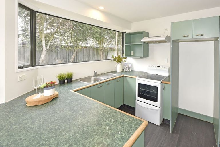 Photo of property in 82 Atlantis Street, New Brighton, Christchurch, 8083