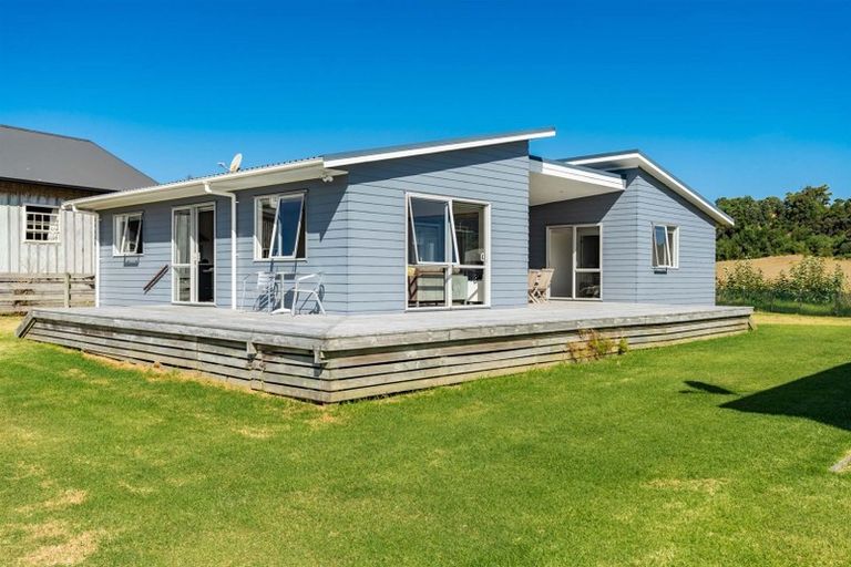 Photo of property in 4b Beachcomber Road, Mangawhai Heads, Mangawhai, 0505