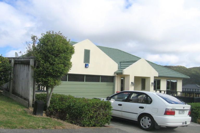 Photo of property in 28 Landsdowne Terrace, Karori, Wellington, 6012