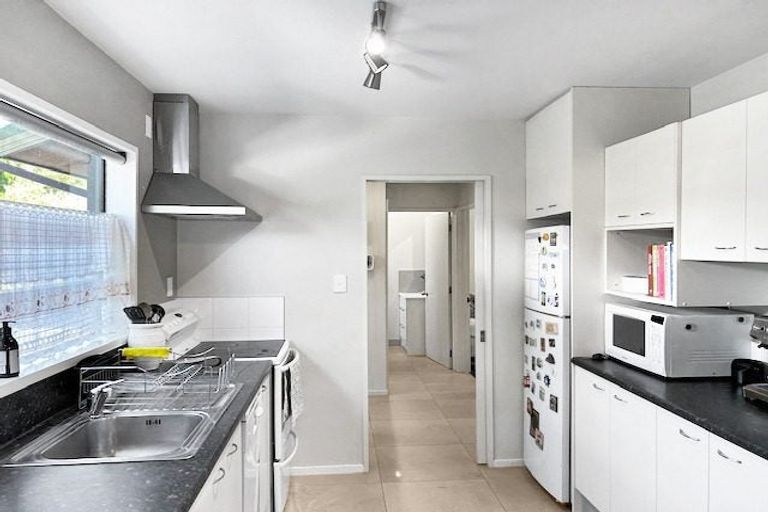 Photo of property in 31a Larch Place, Casebrook, Christchurch, 8051