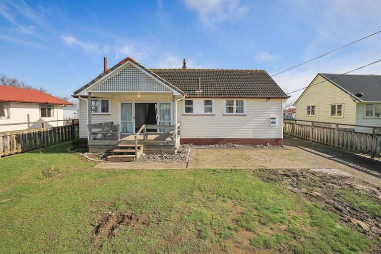 Photo of property in 4 Opatito Road, Paeroa, 3600