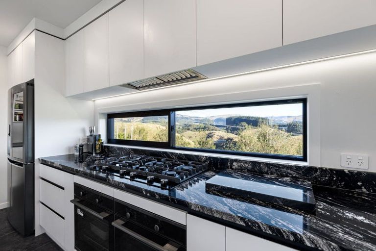 Photo of property in 3 Lealands Lane, Aokautere, Palmerston North, 4471