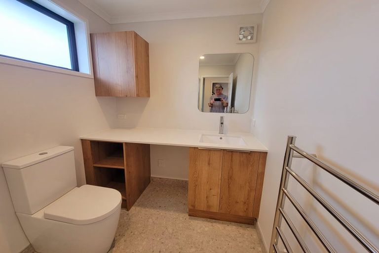 Photo of property in 18 Paihere Street, Huapai, Kumeu, 0810