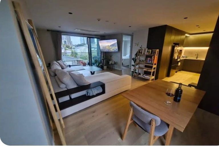 Photo of property in 8/12 Burns Avenue, Takapuna, Auckland, 0622