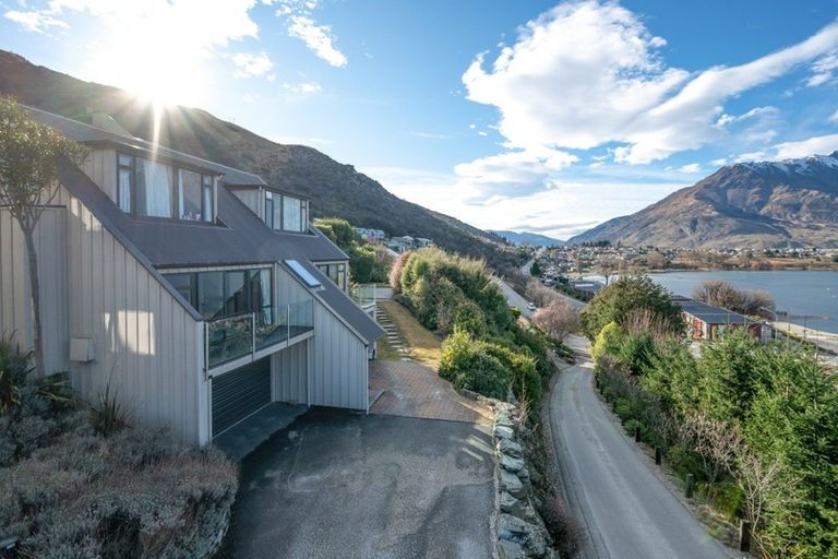 Photo of property in Marina Village, 1/10 Marina Drive, Frankton, Queenstown, 9300