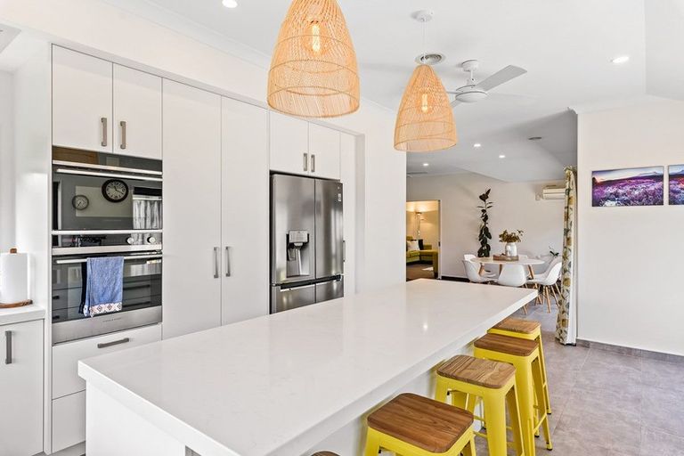 Photo of property in 9 Telford Way, Raumati Beach, Paraparaumu, 5032