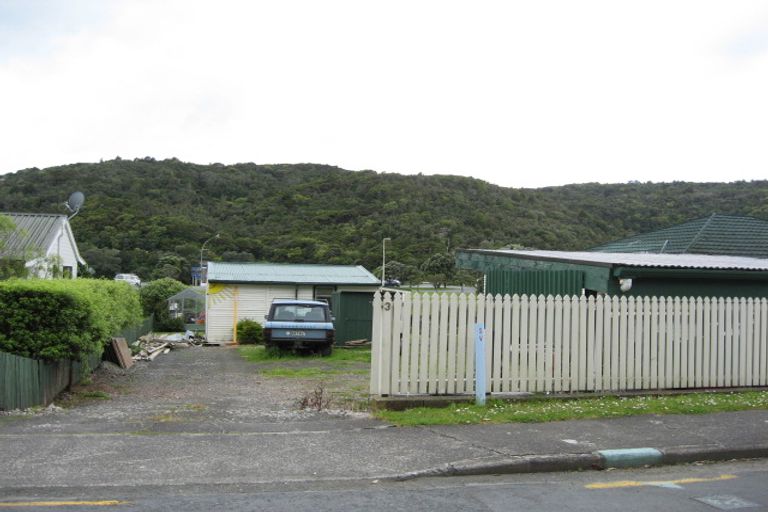 Photo of property in 1 Weranui Road, Waiwera, Orewa, 0994