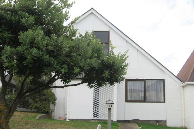 Photo of property in 134 Akaroa Drive, Maupuia, Wellington, 6022