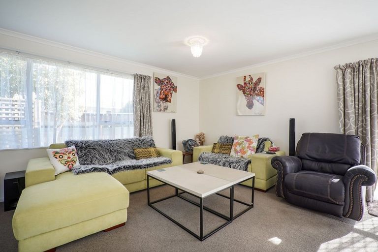 Photo of property in 73 Avenue Road, Foxton, 4814