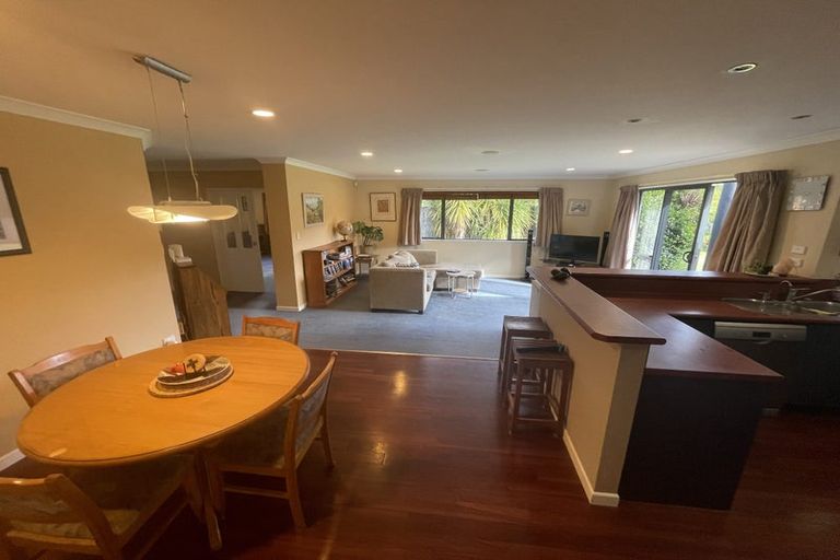 Photo of property in 10 Durmast Court, Cambridge, 3434