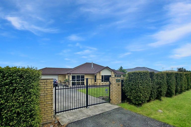 Photo of property in 44 Phillips Street, Sanson, 4817