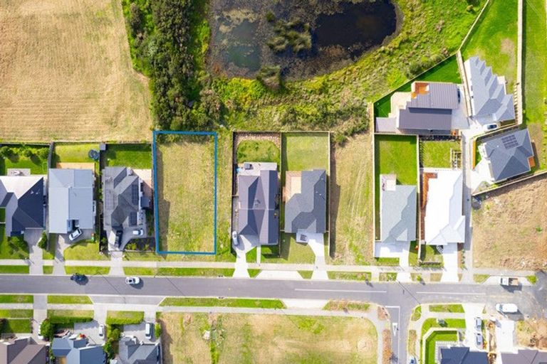 Photo of property in 27 Josh Road, Huapai, Kumeu, 0810