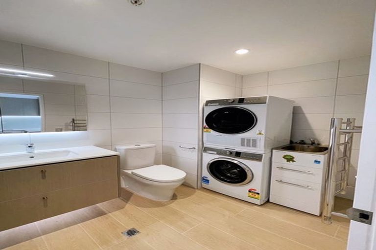Photo of property in The Victor, 211/4 Bute Road, Browns Bay, Auckland, 0630