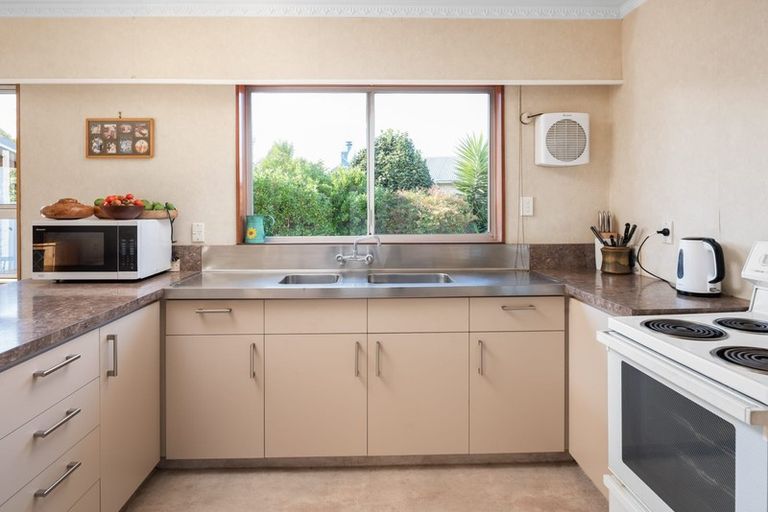 Photo of property in 143 Budge Street, Riversdale, Blenheim, 7201