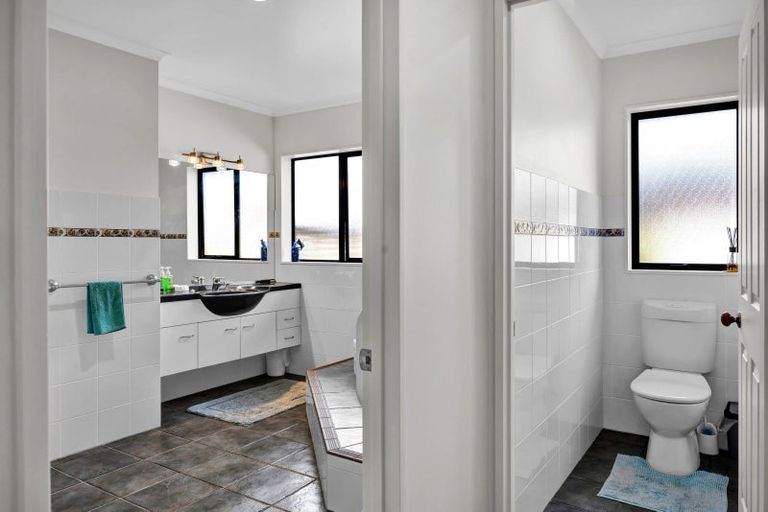 Photo of property in 97 Parklands Avenue, Bell Block, New Plymouth, 4312