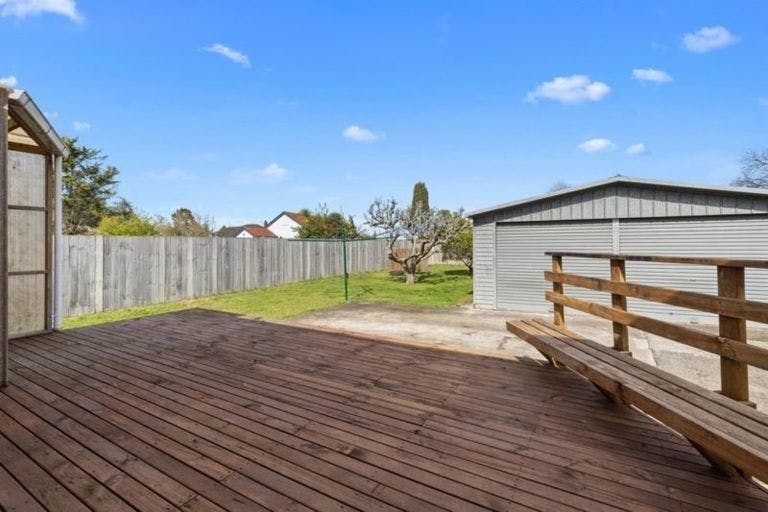 Photo of property in 44 Ross Crescent, Fairfield, Hamilton, 3214