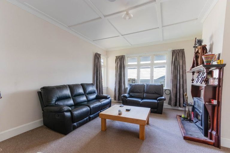 Photo of property in 75 Gonville Avenue, Gonville, Whanganui, 4501