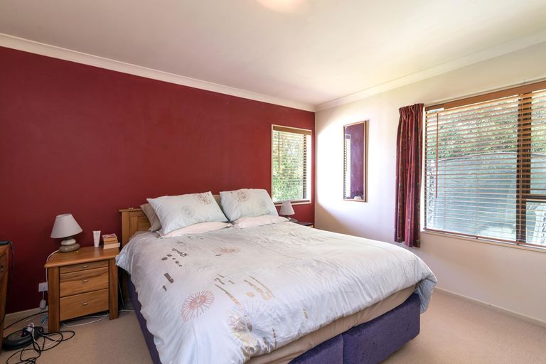 Photo of property in 20 Rewarewa Street, Owhata, Rotorua, 3010