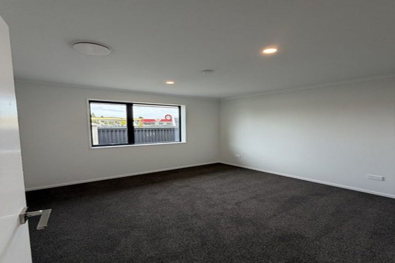 Photo of property in 2 Johns Road, Belfast, Christchurch, 8051