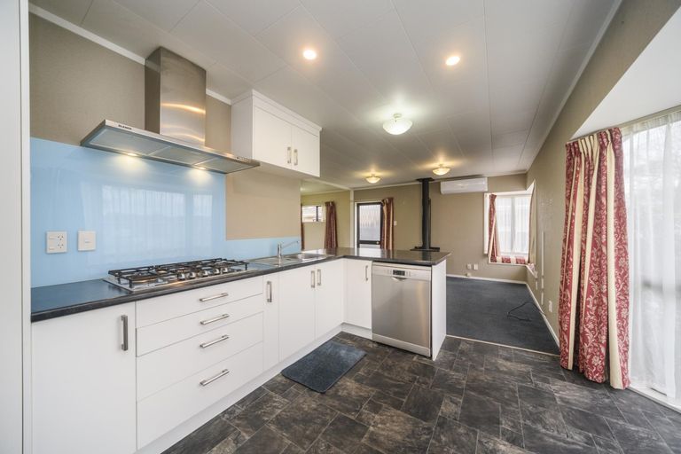Photo of property in 110 Amberley Avenue, Highbury, Palmerston North, 4412