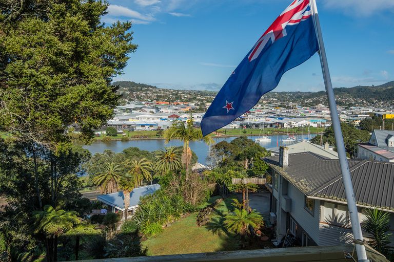 Photo of property in 20 Punga Grove Avenue, Riverside, Whangarei, 0112