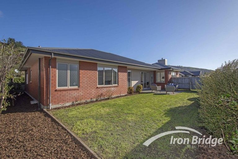 Photo of property in 8 Fredrica Lane, Heathcote Valley, Christchurch, 8022