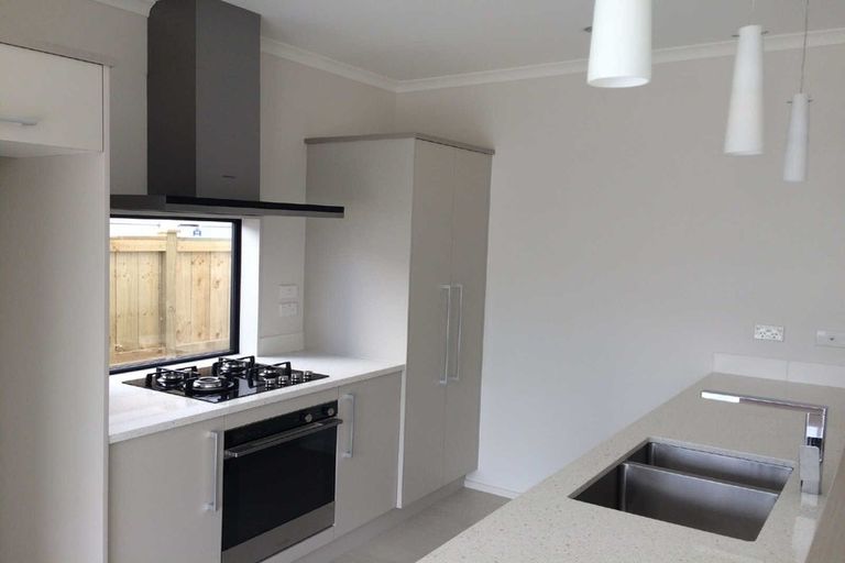 Photo of property in 11 Costa Viva Crescent, Karaka, Papakura, 2113