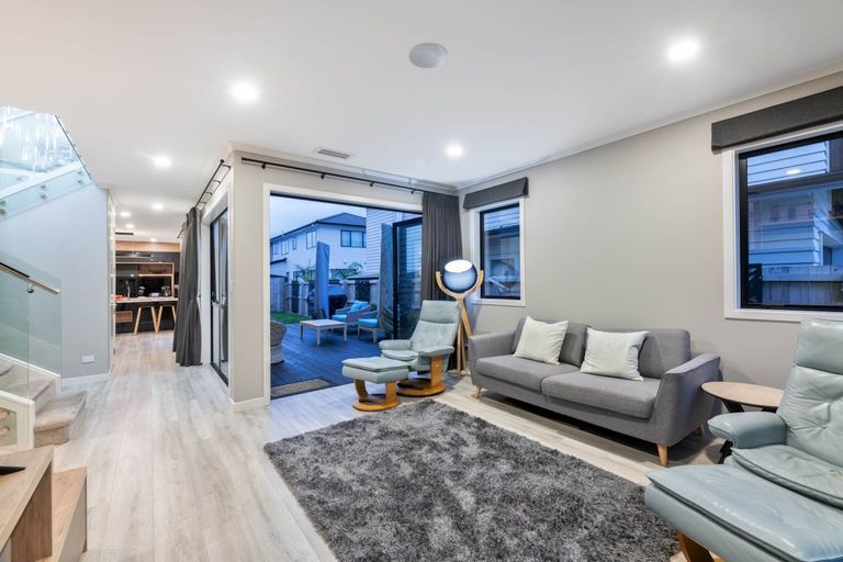 Photo of property in 9 Habitat Place, Hobsonville, Auckland, 0616