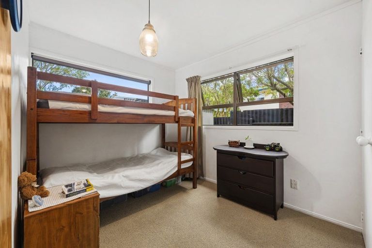 Photo of property in 1a Patons Road, Howick, Auckland, 2014