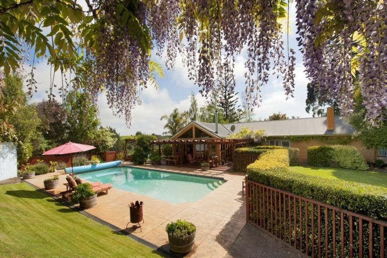 Photo of property in 135 Awa Awa Road, Tasman, Upper Moutere, 7173