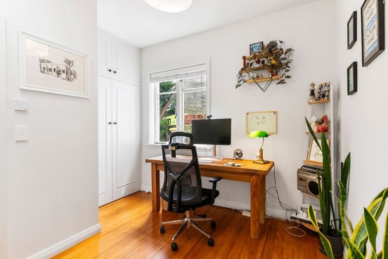 Photo of property in 3/64 Victoria Road, Devonport, Auckland, 0624