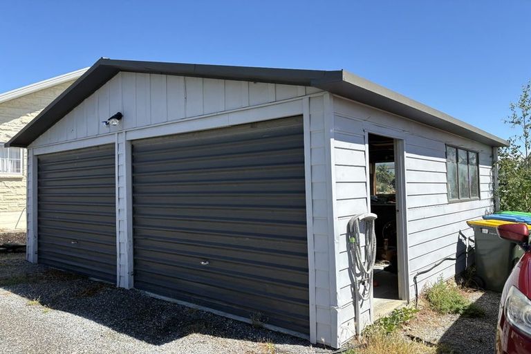 Photo of property in 5 Craig Place, Bridge Hill, Alexandra, 9320