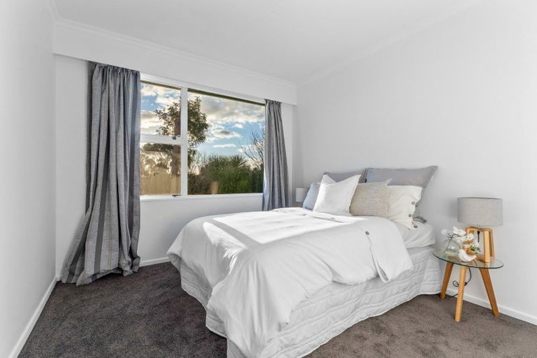 Photo of property in 17 East Way, Durie Hill, Whanganui, 4500