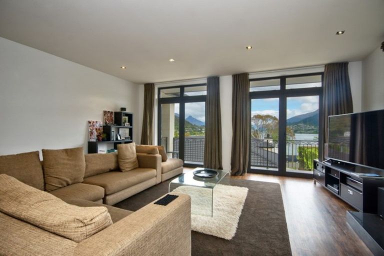 Photo of property in 38a Lake Avenue, Frankton, Queenstown, 9300