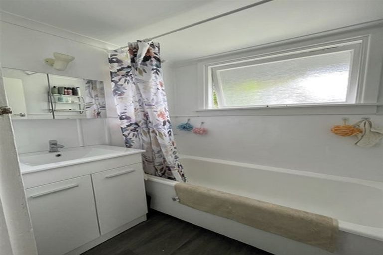 Photo of property in 53 Main North Road, Geraldine, 7930