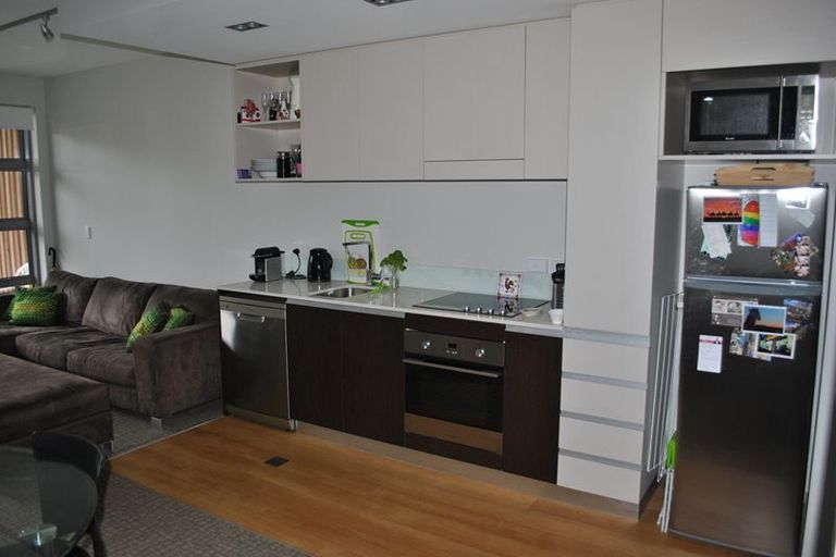 Photo of property in Masina Apartments, 205/80 Riddiford Street, Newtown, Wellington, 6021