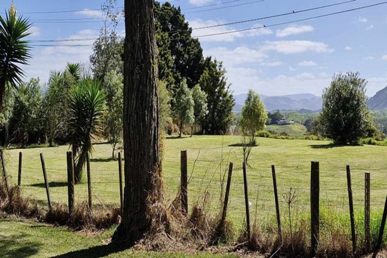 Photo of property in 2336 Mangakahia Road, Parakao, Whangarei, 0172