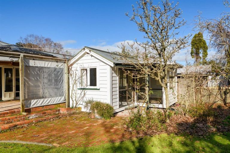 Photo of property in 18 Skerman Street, Marton, 4710