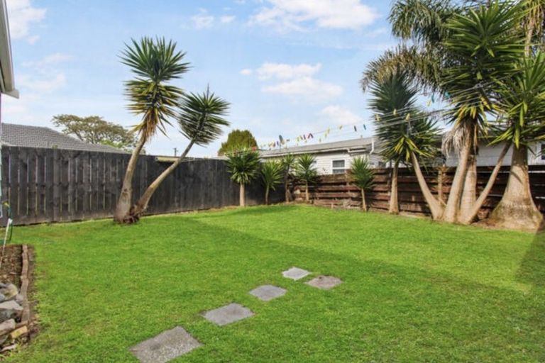 Photo of property in 1/102 Settlement Road, Papakura, 2110