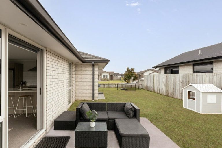 Photo of property in 44 Te Wharo Drive, Papamoa, 3118