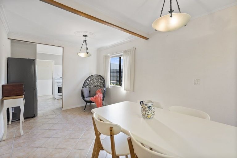 Photo of property in 12 Athena Grove, Highbury, Palmerston North, 4412